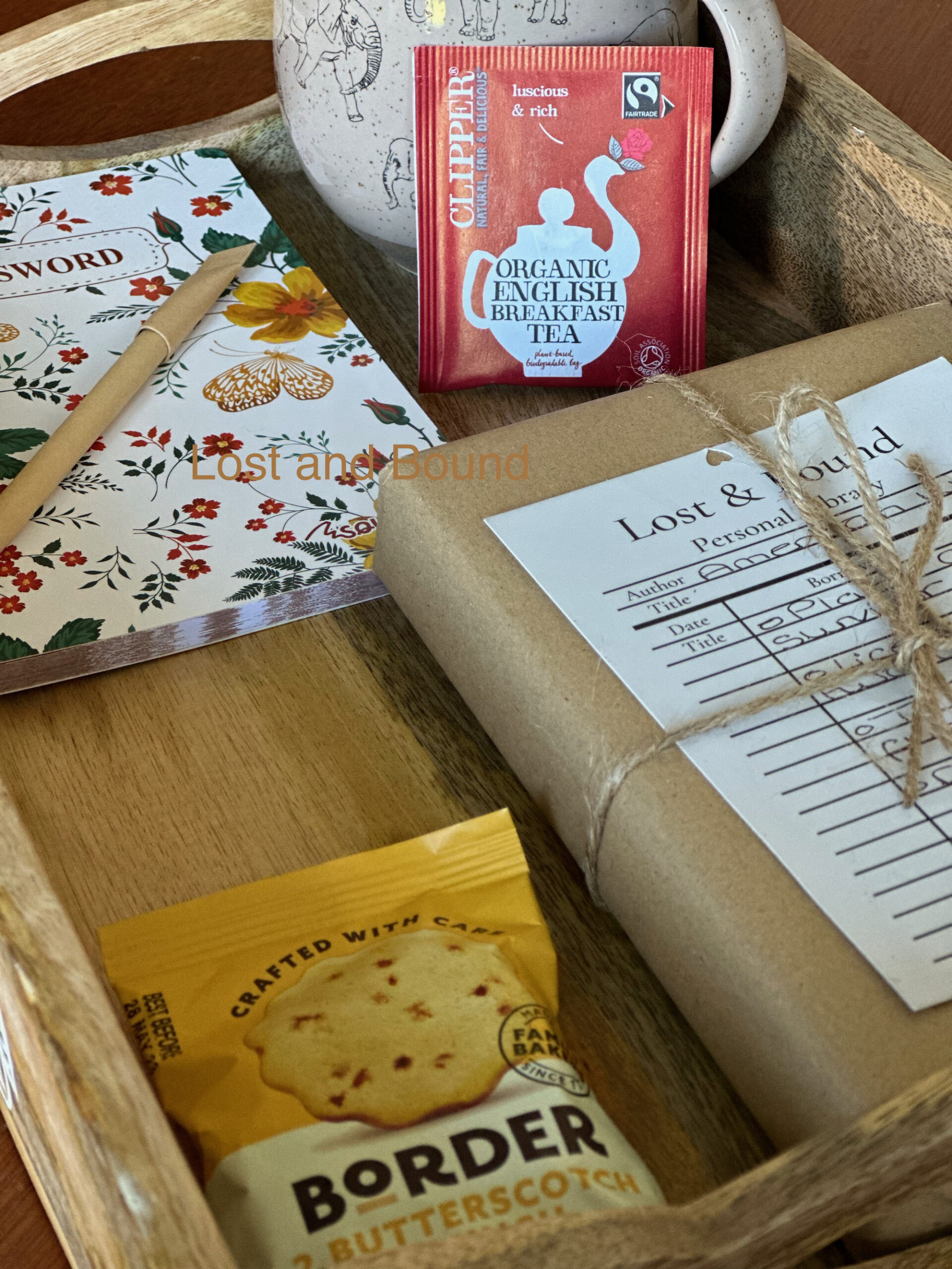 Blind date with a book puzzle box - Image 5