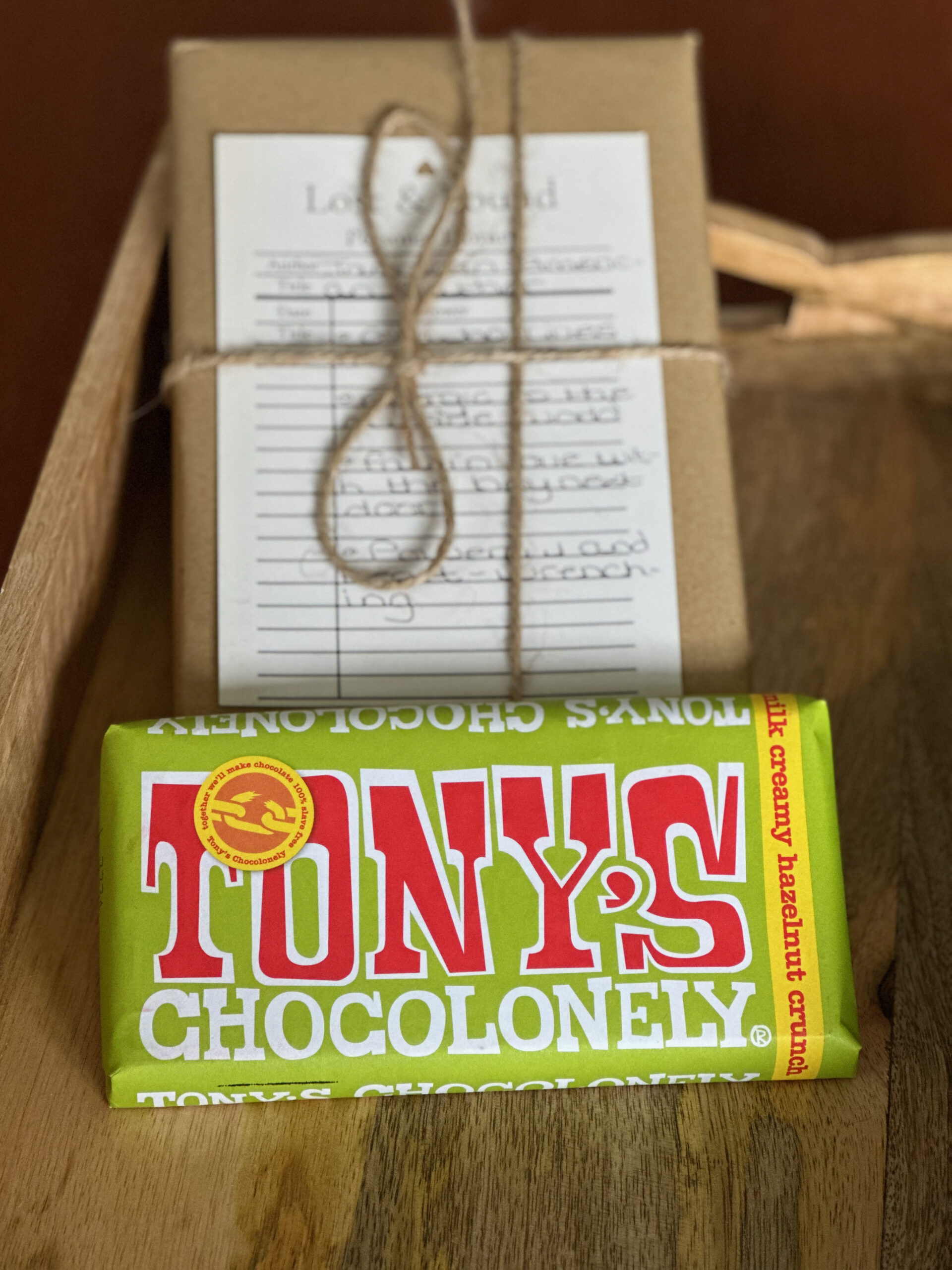 Blind date with a book Chocolate box (Adult) - Image 3