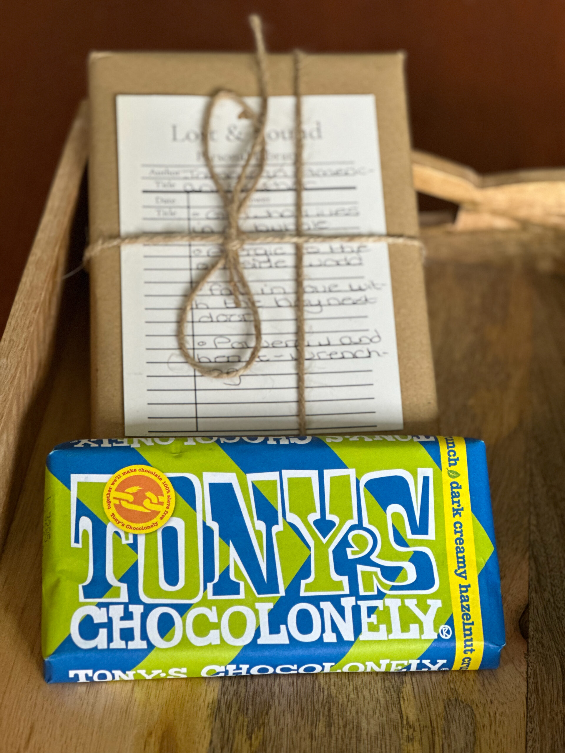 Blind date with a book Chocolate box (Adult) - Image 8